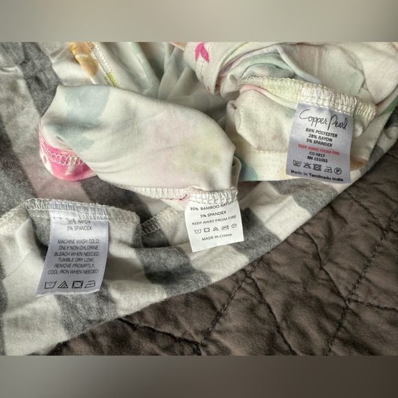 BUNDLE - lot of 5 nursing bamboo breastfeeding covers + bonus breast pads - Picture 4 of 16